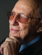 Roger Valdiserri, former Notre Dame sports information director